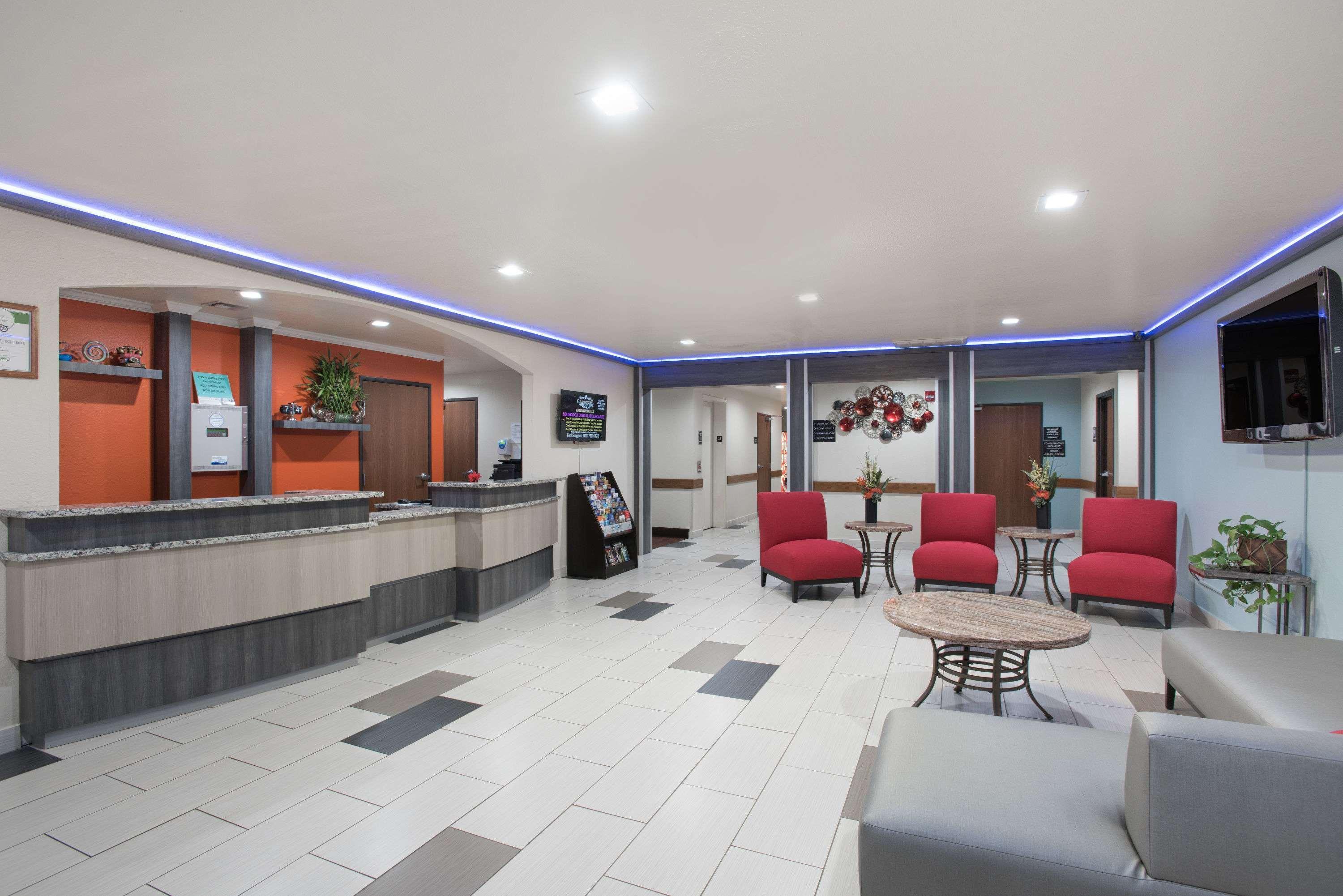 Super 8 By Wyndham Claremore Ok Buitenkant foto
